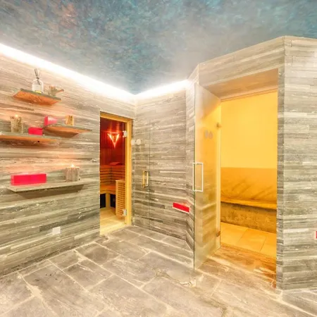 Hotel Arca & 3*
