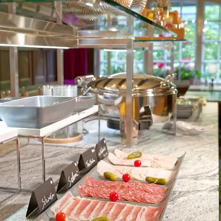 Arca & Hotel 3*